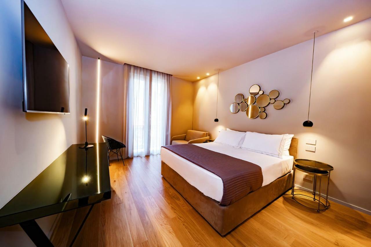 Elite Accommodations & Hydromassage Pool Reggio di Calabria Exterior foto